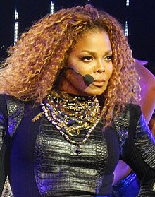 How tall is Janet Jackson?